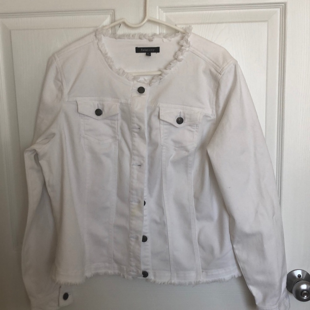 White collarless jeans jacket